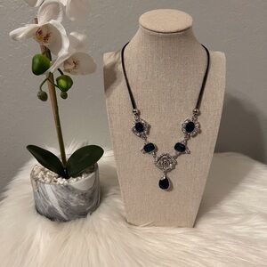 Elegant Silver Rhinestone and Royal Blue  Stones Pendant Necklace NWOT